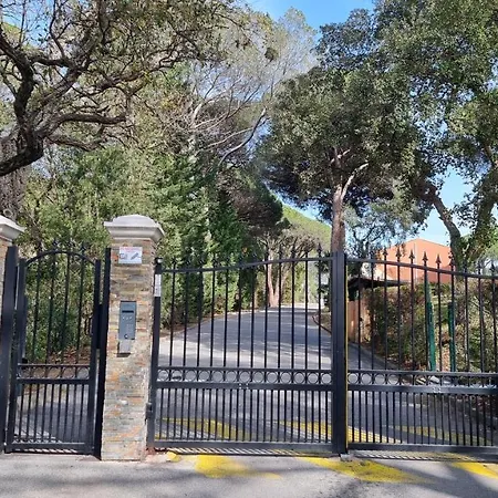 Daire Chez K&d Nature Avec Piscine St Raphael Saint-Raphaël