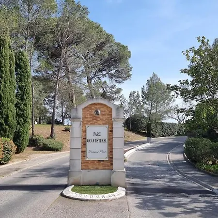 Chez K&d Nature Avec Piscine St Raphael * Saint-Raphaël